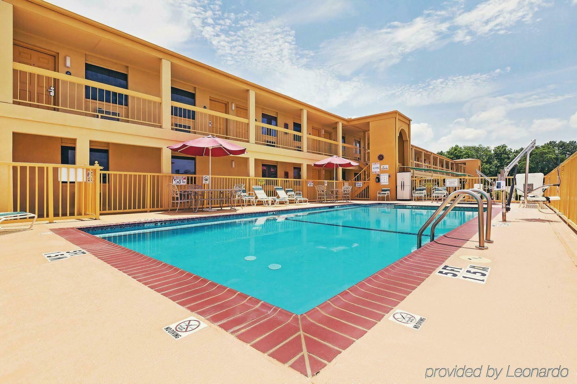 Red Roof Inn Ardmore Exterior photo